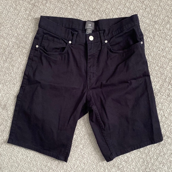 H & M Slim Fit Black shorts NWOT - Picture 1 of 8